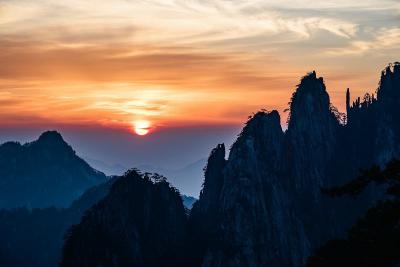 Sunset Mount Huangshan